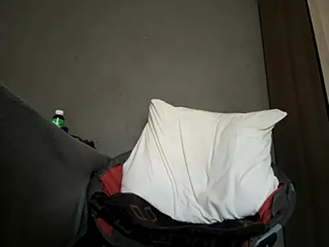 Snapshot of Tookey012 chatting on 12/22/25, 04:29 Tookey012 online show from 12/22/25, 04:29