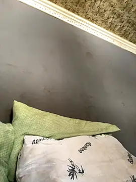 Snapshot of Tookey012 chatting on 10/25/25, 08:46 Tookey012 online show from 10/25/25, 08:46