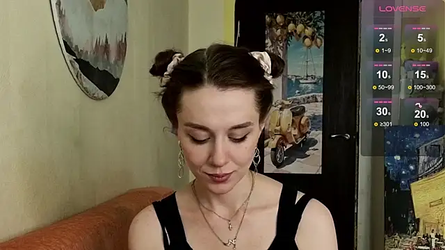 SkyHelen online show from 06/08/26, 10:27