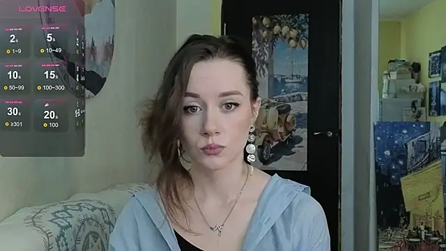 SkyHelen online show from 04/17/26, 07:22