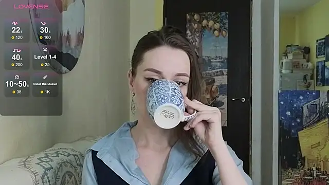 SkyHelen online show from 04/16/26, 08:04