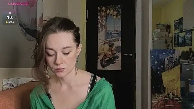 SkyHelen online show from 04/10/26, 07:04