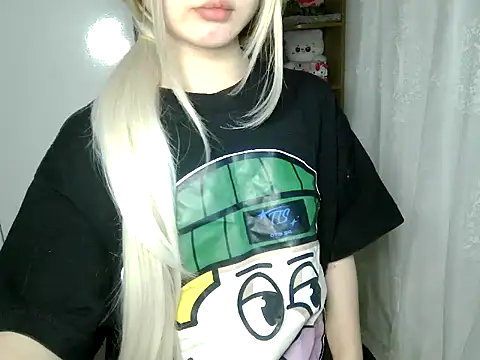 Annabelle-e online show from 03/10/26, 04:11