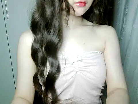Annabelle-e online show from 05/21/26, 08:39