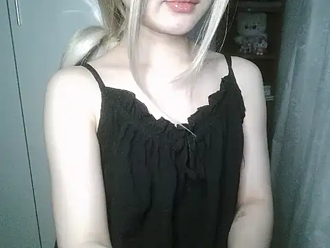 Annabelle-e online show from 03/12/26, 10:03