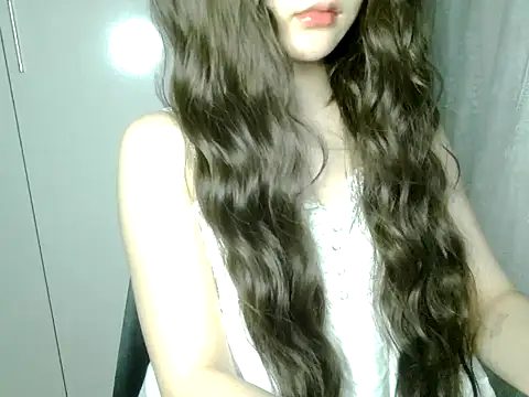Annabelle-e online show from 06/04/26, 06:34