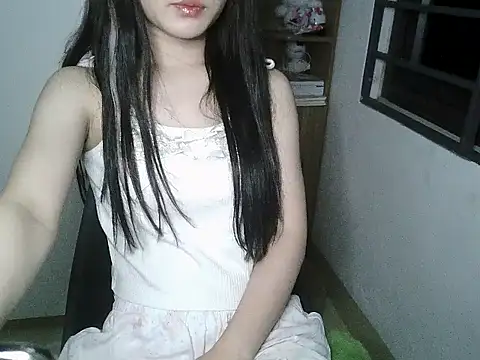 Annabelle-e online show from 09/18/25, 06:55