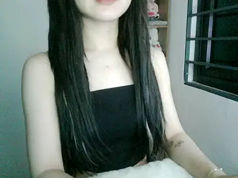 Annabelle-e online show from 10/13/25, 05:58