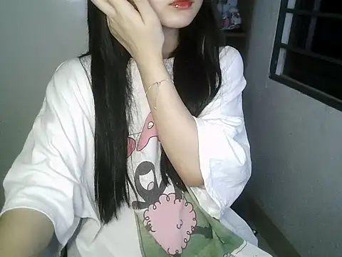 Annabelle-e online show from 10/10/25, 05:36