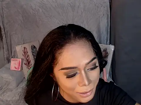 Snapshot of SerenityFoxx chatting on 10/24/25, 11:31 SerenityFoxx online show from 10/24/25, 11:31