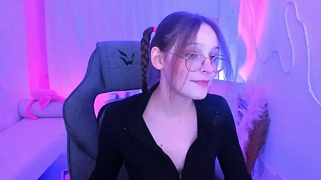 Snapshot of JenniferKiim chatting on 02/01/26, 10:46 JenniferKiim online show from 02/01/26, 10:46