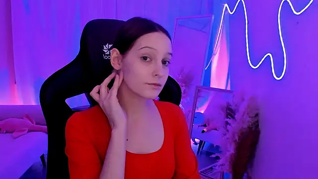 Snapshot of JenniferKiim chatting on 02/14/26, 08:36 JenniferKiim online show from 02/14/26, 08:36