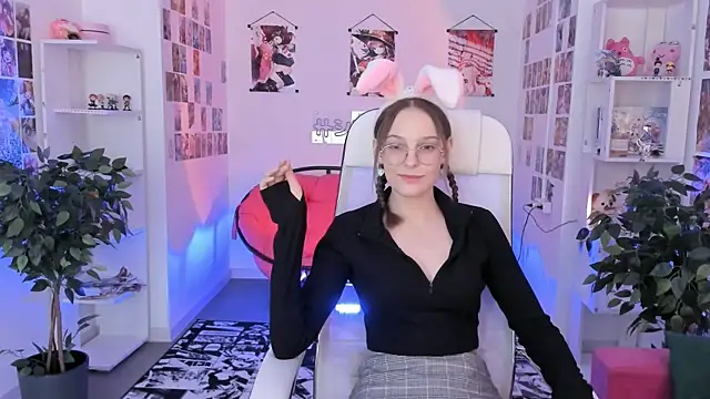 Snapshot of JenniferKiim chatting on 11/01/25, 08:30 JenniferKiim online show from 11/01/25, 08:30