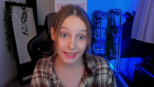 Snapshot of JenniferKiim chatting on 10/23/25, 11:31 JenniferKiim online show from 10/23/25, 11:31