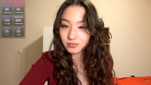 Snapshot of Sakuravice chatting on 10/12/25, 02:07 Sakuravice online show from 10/12/25, 02:07