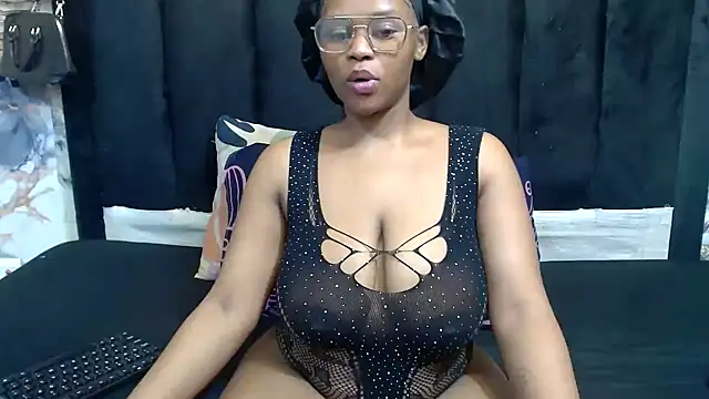 SexyBaddieXXX online show from 06/25/26, 06:02