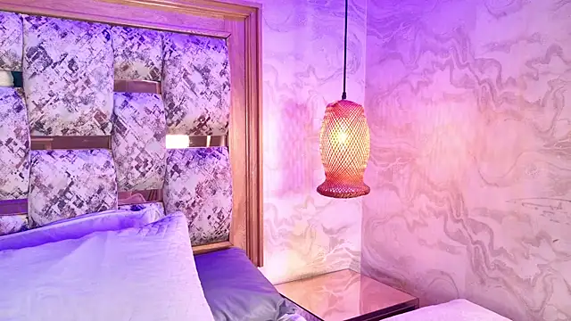 Snapshot of amy_greene chatting on 02/25/26, 12:49 amy greene online show from 02/25/26, 12:49