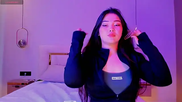 yummmymommy online show from 09/10/25, 12:04