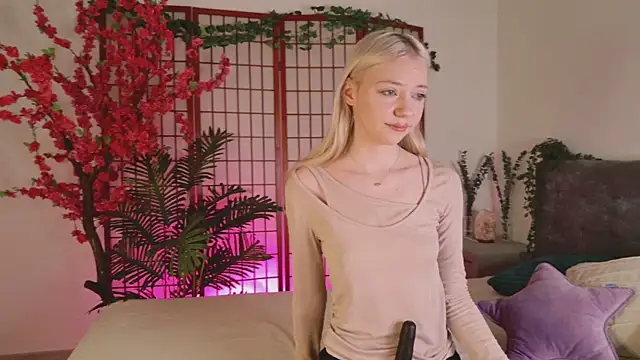 NyxBlonde online show from 11/16/25, 01:27