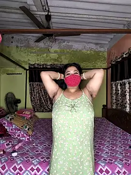 Smile-quien online show from 12/05/25, 06:45