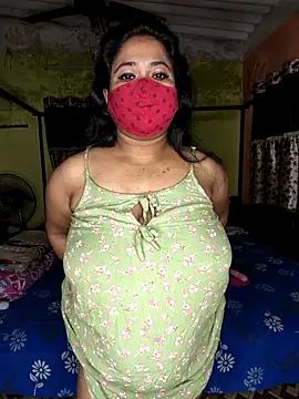 Smile-quien online show from 11/28/25, 04:01