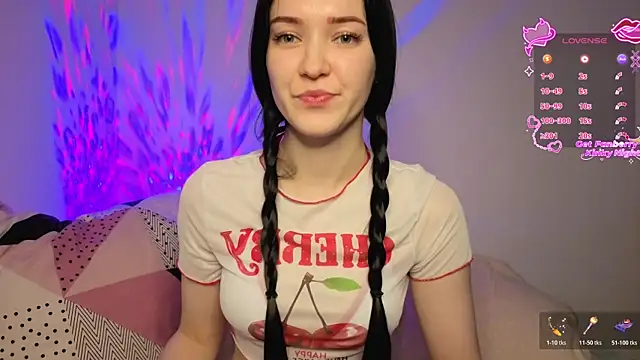 Veliora online show from 12/21/25, 05:36