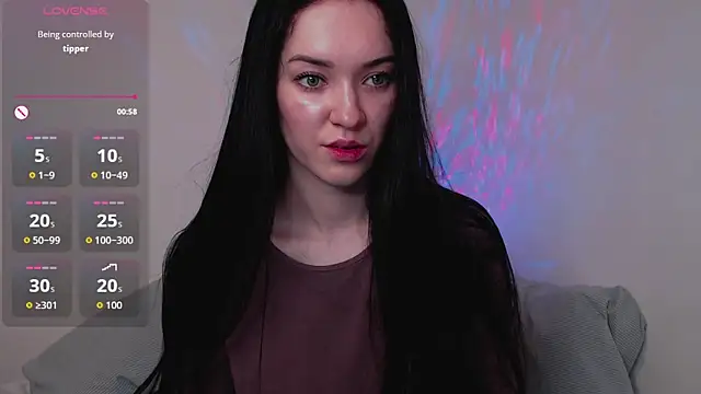 Veliora online show from 10/01/25, 03:16