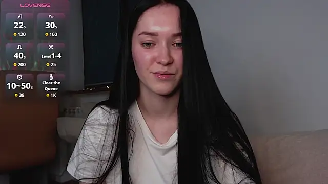 Veliora online show from 10/29/25, 04:17