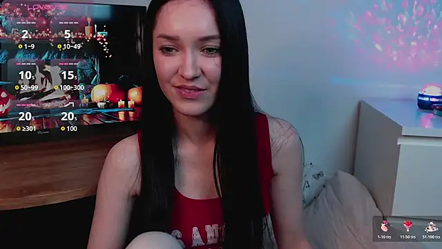 Veliora online show from 10/30/25, 04:04