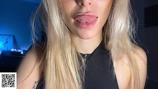 ElysiaXo online show from 12/05/25, 05:11