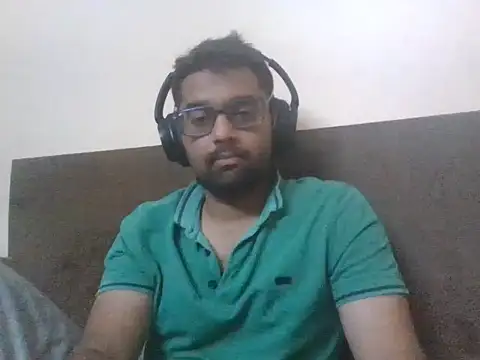 Snapshot of GOJO_1 chatting on 10/15/25, 10:01 GOJO 1 online show from 10/15/25, 10:01