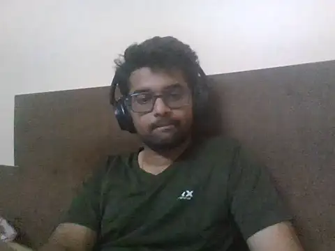 Snapshot of GOJO_1 chatting on 09/28/25, 02:02 GOJO 1 online show from 09/28/25, 02:02