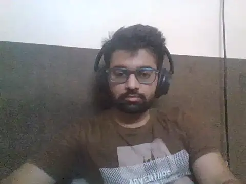Snapshot of GOJO_1 chatting on 09/09/25, 01:31 GOJO 1 online show from 09/09/25, 01:31
