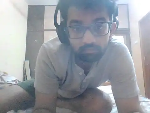 Snapshot of GOJO_1 chatting on 09/14/25, 05:24 GOJO 1 online show from 09/14/25, 05:24