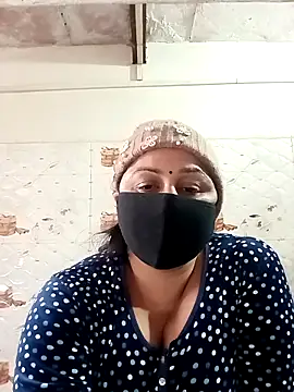 Rakhi sawant143 online show from 12/17/25, 02:38