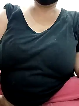 Snapshot of Rakhi_sawant143 chatting on 09/12/25, 01:39 Rakhi sawant143 online show from 09/12/25, 01:39