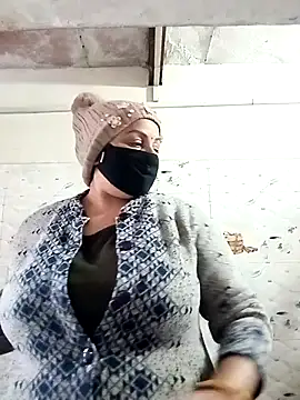 Rakhi sawant143 online show from 12/14/25, 02:18