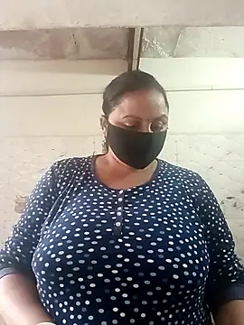 Rakhi sawant143 online show from 11/19/25, 02:22