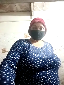 Snapshot of Rakhi_sawant143 chatting on 01/07/26, 02:49 Rakhi sawant143 online show from 01/07/26, 02:49