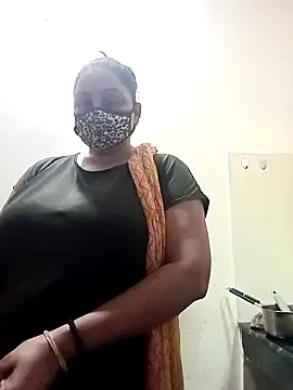 Rakhi sawant143 online show from 04/30/26, 03:35