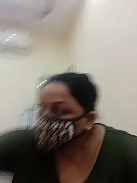 Rakhi sawant143 online show from 06/26/26, 02:06