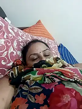 Rakhi sawant143 online show from 04/29/26, 04:22