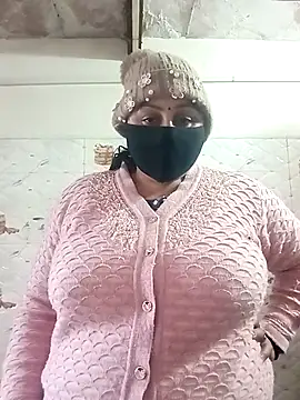 Snapshot of Rakhi_sawant143 chatting on 02/03/26, 02:43 Rakhi sawant143 online show from 02/03/26, 02:43