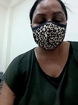 Rakhi sawant143 online show from 03/28/26, 02:56