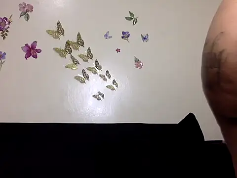 Snapshot of Judylicius chatting on 11/10/25, 04:23 Judylicius online show from 11/10/25, 04:23