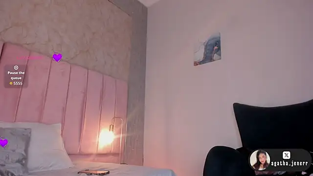 agatha jener online show from 04/10/26, 12:01