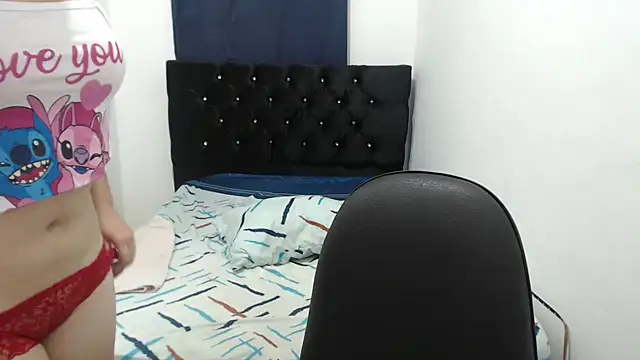 Snapshot of celeste_veryhot chatting on 09/13/25, 11:54 celeste veryhot online show from 09/13/25, 11:54