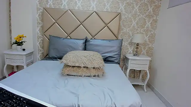 Natashanaughty online show from 02/11/26, 12:43