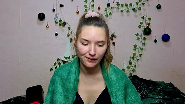  kikiclark   online show from 01/15/26, 08:56