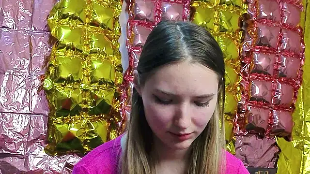  kikiclark   online show from 03/16/26, 05:16